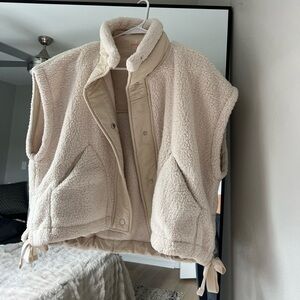 NWOT Free People Scout it Out Sherpa Vest